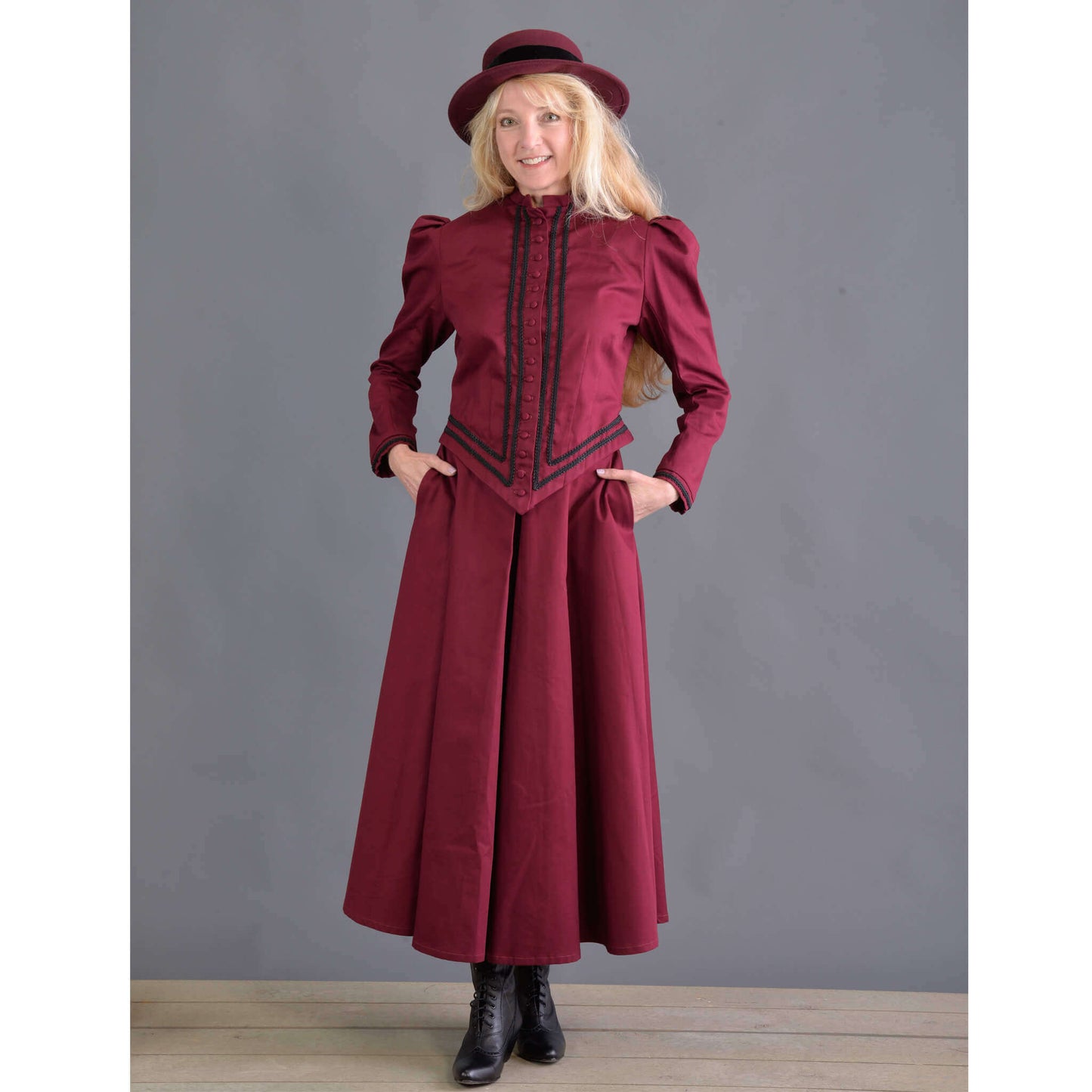 Whether you’re on your horse or just on the go, this split Riding Skirt is roomy and comfortable. How often can you combine that with great looks? The split Riding Skirt is cut wide with pleats front and back with an elastic waistband in back for an easy fit. It zips in the back with a button at the top and has two side pockets. It’s hard to tell it’s a split skirt unless you’re already on your mount.