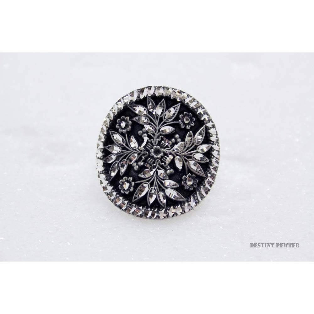 Destiny pewter jewelry are made of fine jeweler's pewter that is extremely lightweight and has a brilliant shine. Each piece is handmade and hand finished with diamond cuts. The sparkly cuts give each piece a unique dazzling sparkle. Simply slide the stick into your ponytail elastic band and you have a great new look! Approximately 1-1/2" Diameter. Made in USA