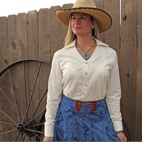 Western Corral Blouse - Cattle Kate