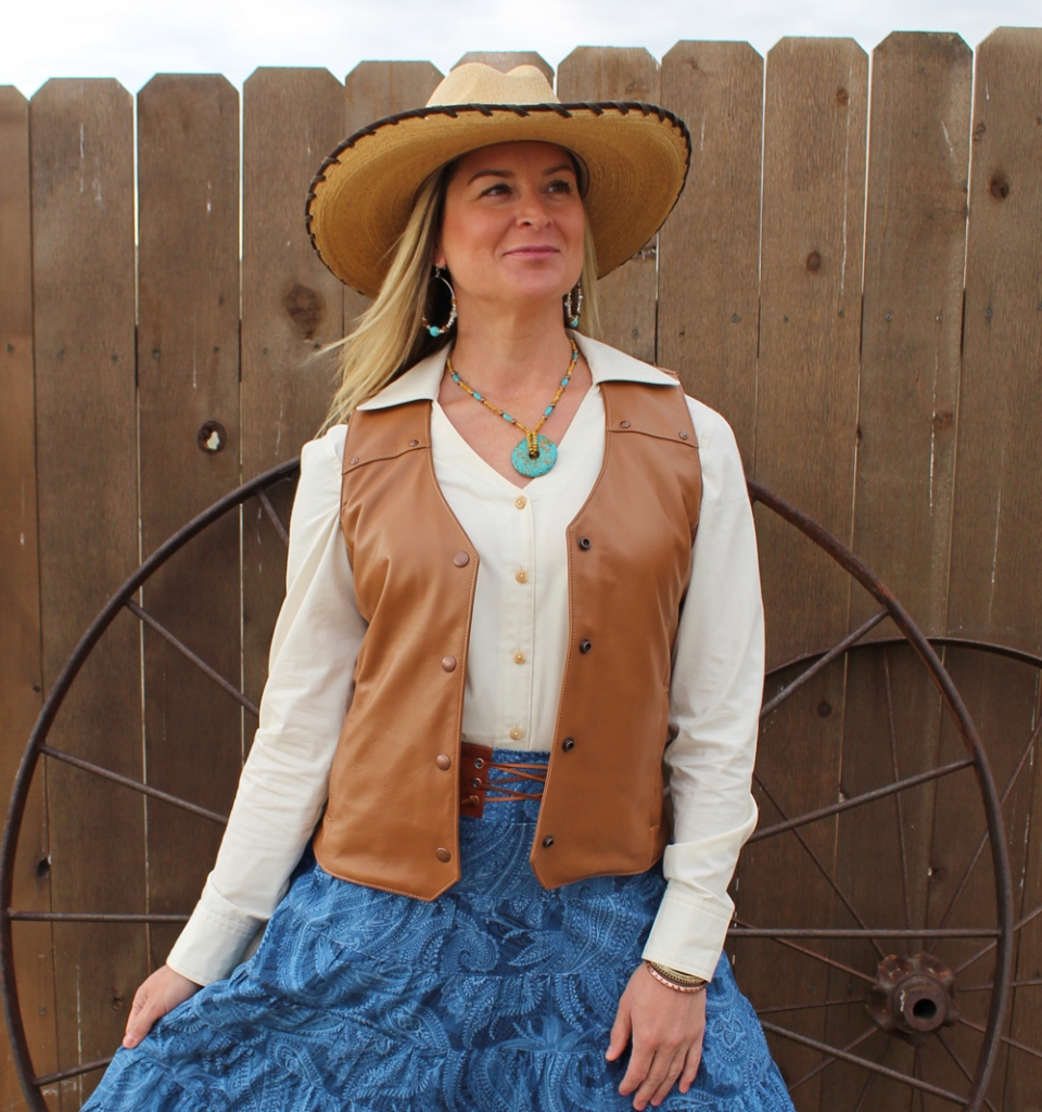 Ladies Western Leather Vest - Cattle Kate