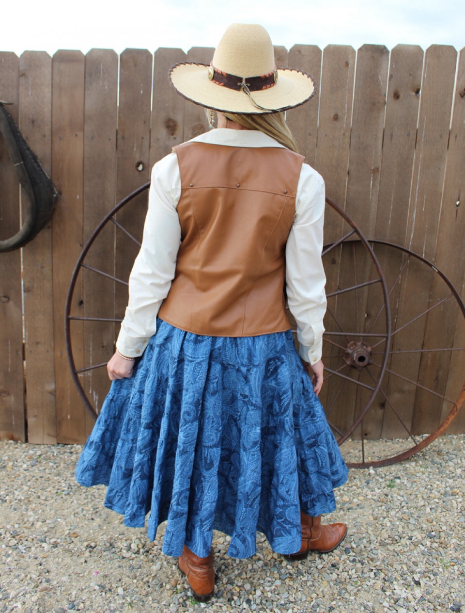 Long Western Broomstick Skirt - Cattle Kate