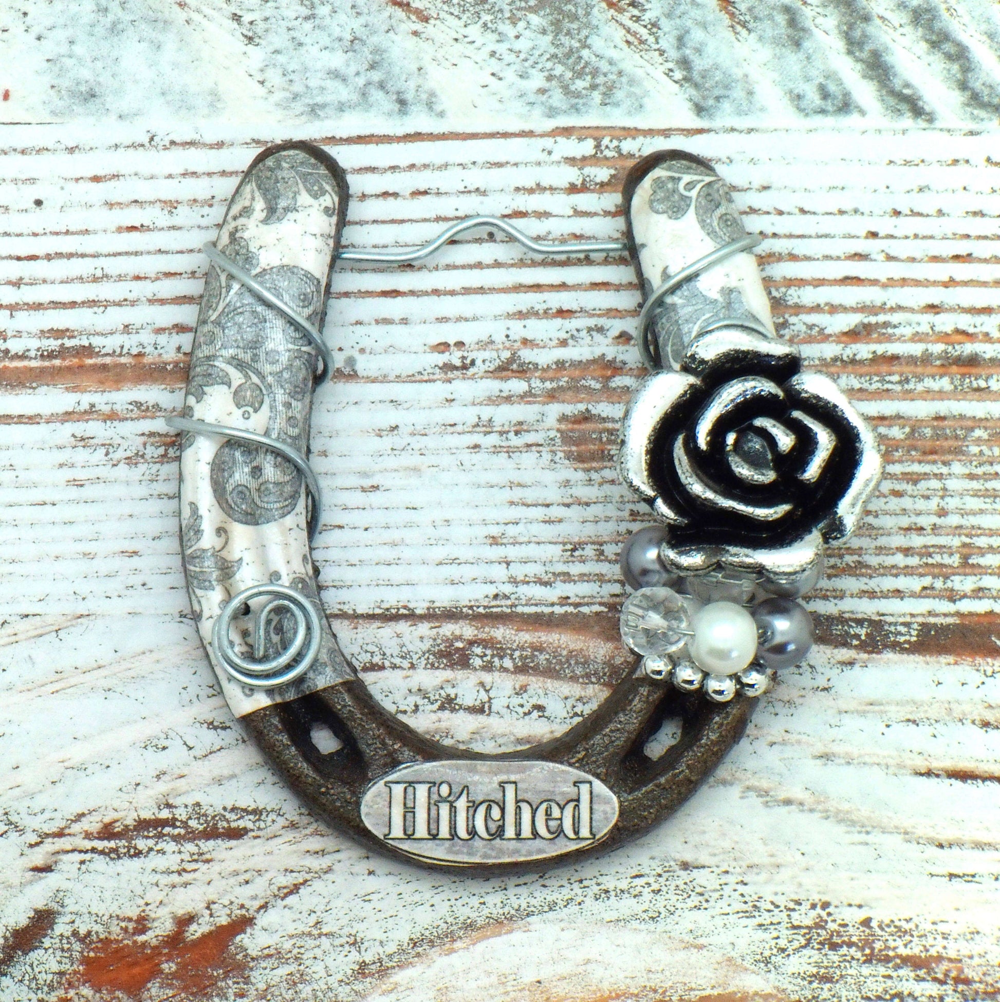 Little Lucky Horseshoe- Western Wedding Hitched with silver rose and beads, perfect for rustic weddings.