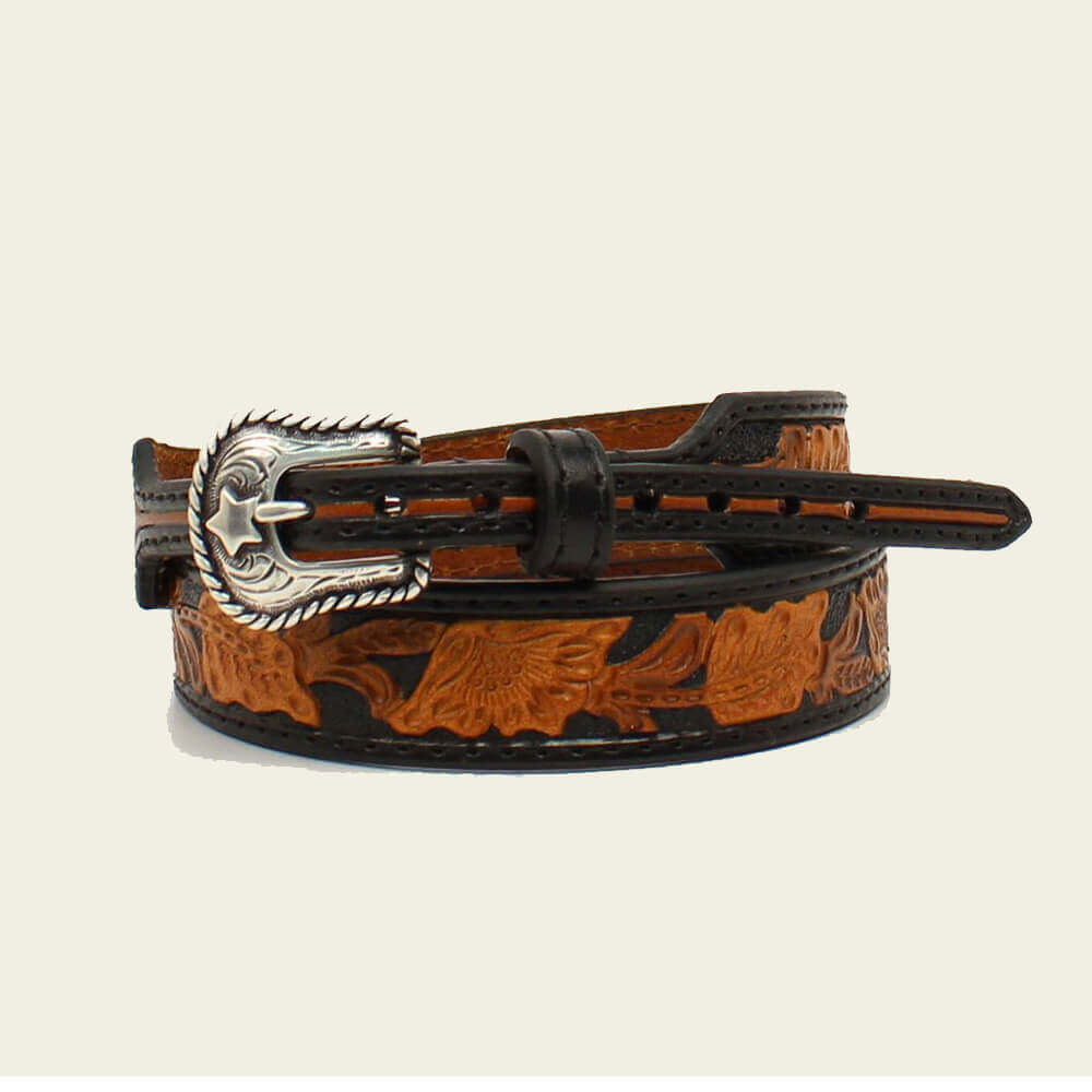 This western hatband will definitely set off the western look on your favorite hat. It features a two-tone tan floral embossed design on a black 7/8 tapered strap. This hatband uses a belt style adjustment with a rounded silver buckle.