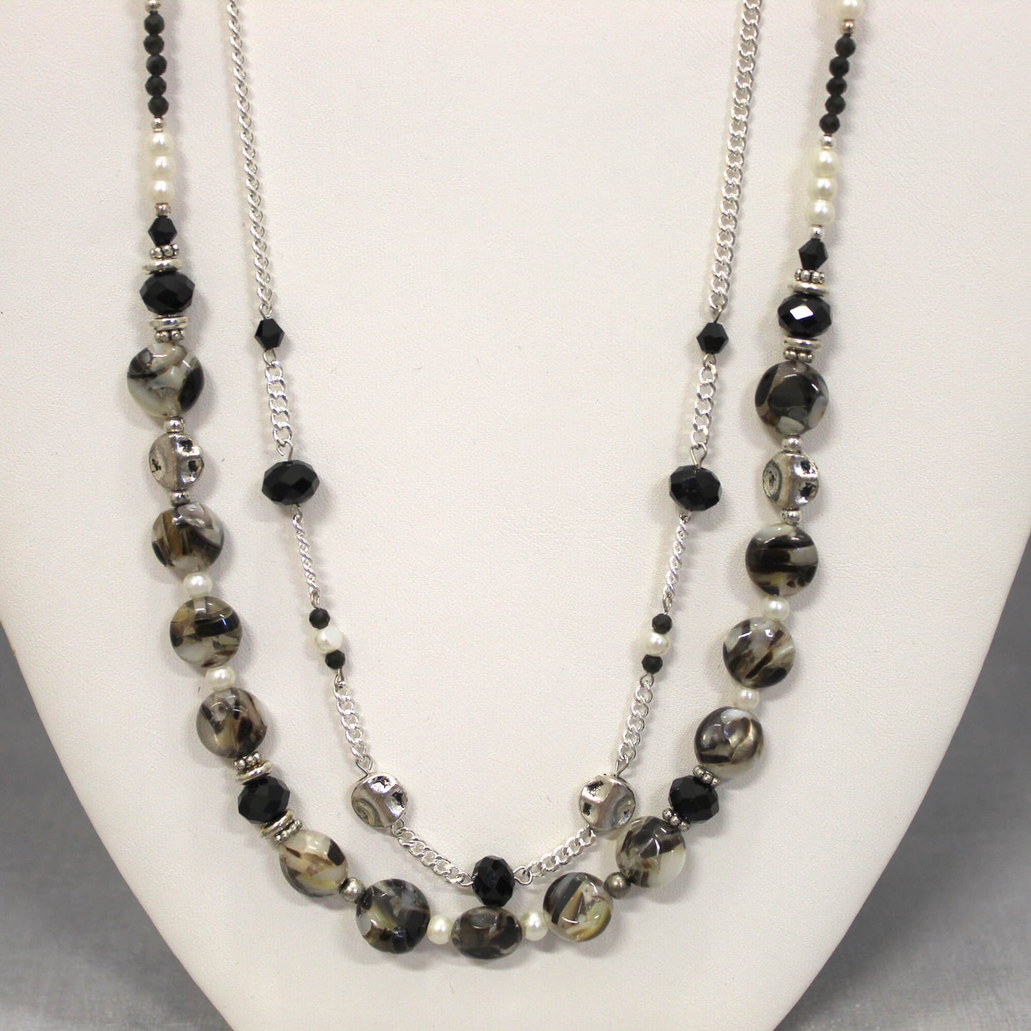 Glass and Mother of Pearl Necklace