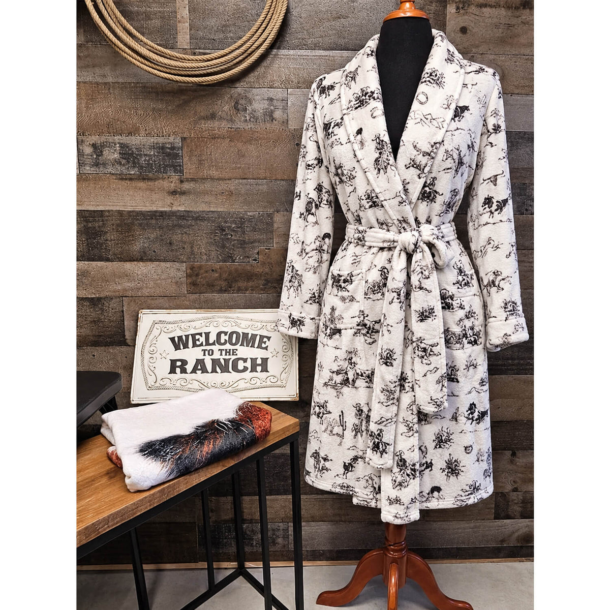 Ranch Life Print Women's Western Bath Robe