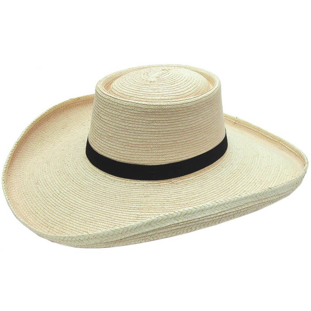 Gambler Crease w/pencil roll. Also known as a Planters or Plainsman Hat. Popular in the 1780's-1840's, even up to the Civil War 1860's. Very popular with re-enactors. Guatemalan standard palm. Palm leaf hats are crushable, washable, re-shapeable, and waterproof. Made in Guatemala with comfortable cloth sweatband. 5" Brim  4 1/4" Crown. 